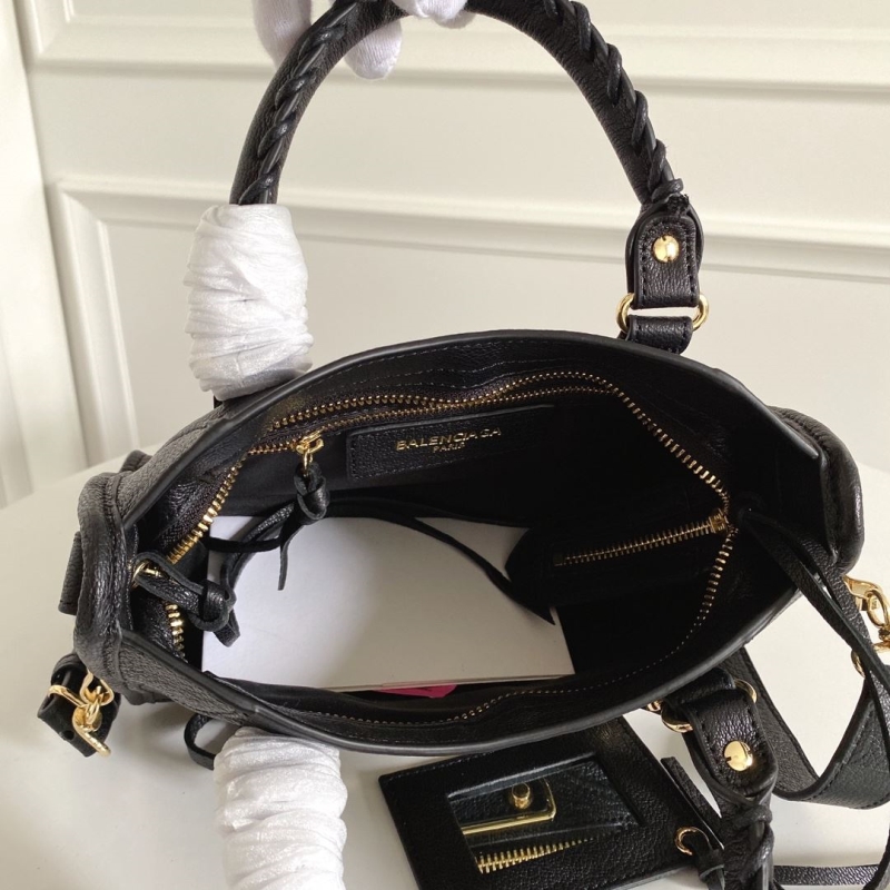 Ba1en*iaga classic city bags